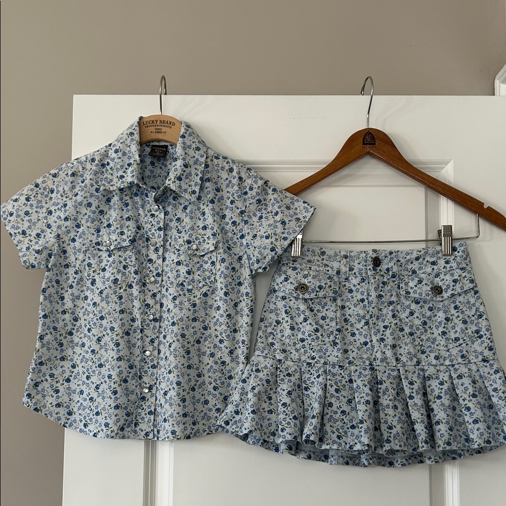 Copper Key Set: Western Style Floral Blouse w Skort Sz 10-12 with MEASUREMENTS